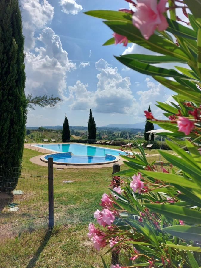 Agriturismo Corte In Poggio Stabbia Luaran gambar