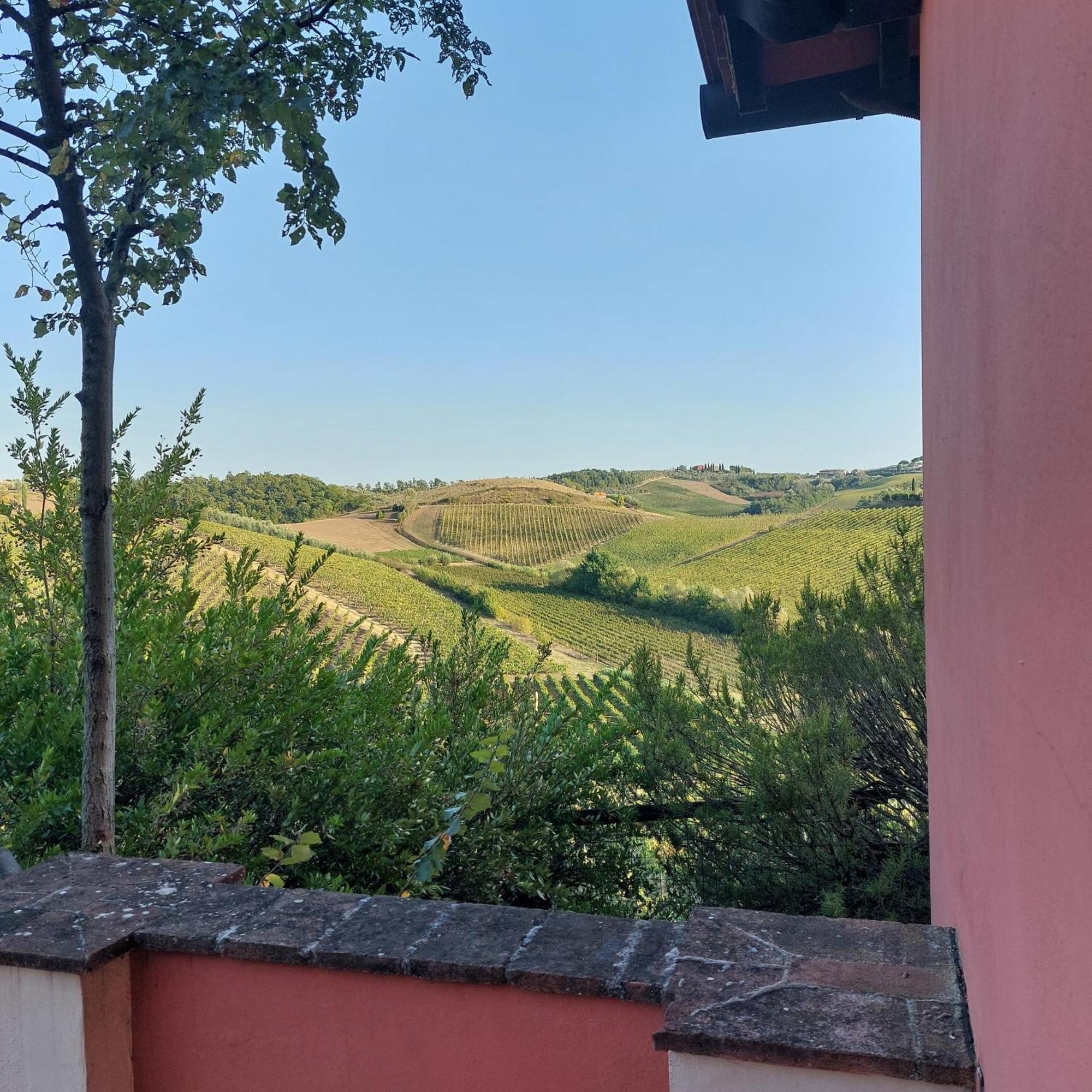 Agriturismo Corte In Poggio Stabbia Bilik gambar