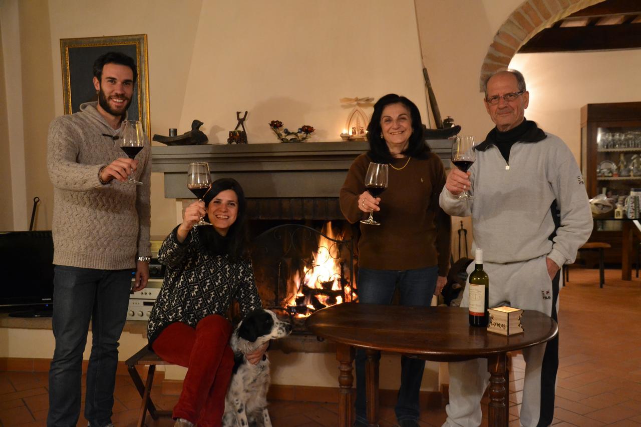 Agriturismo Corte In Poggio Stabbia Luaran gambar